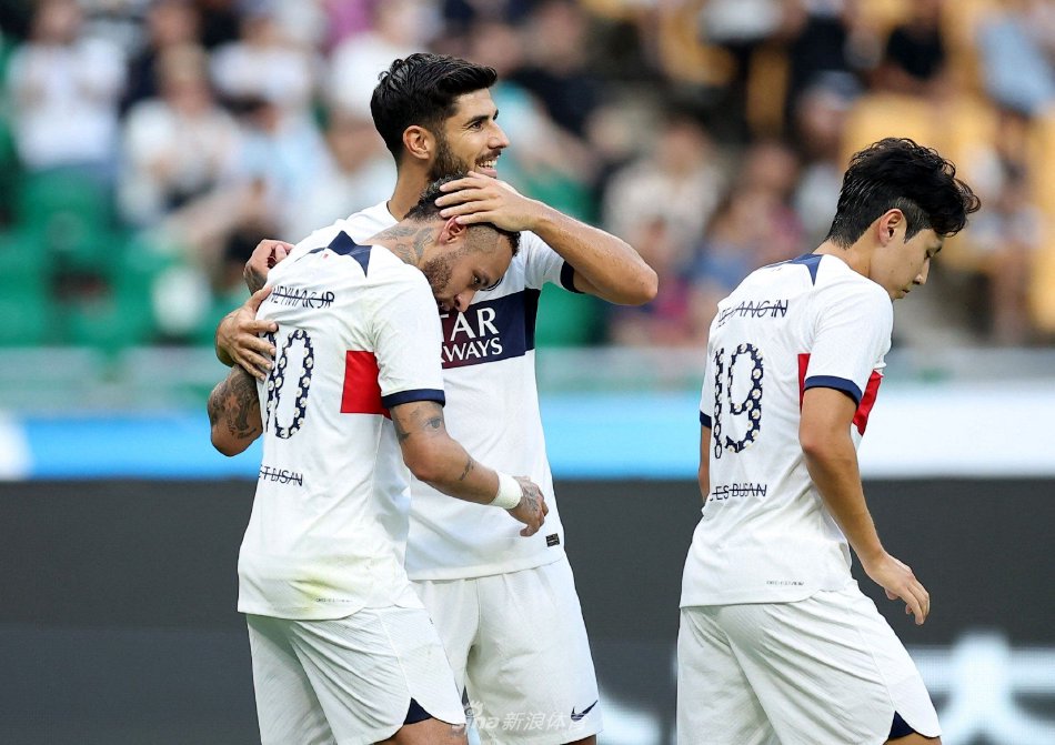 同时抓住中 同时抓住中