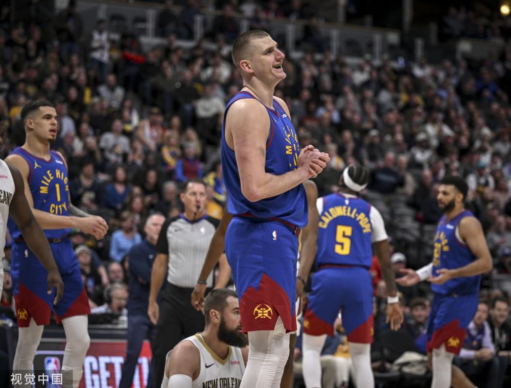 腾出了舞台 腾出了舞台