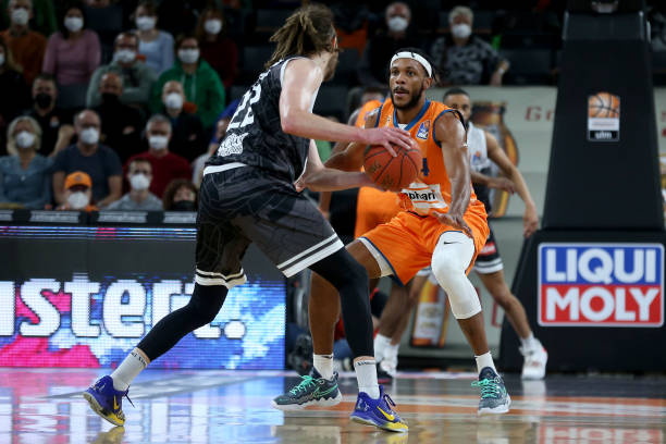 空中技巧团 空中技巧团