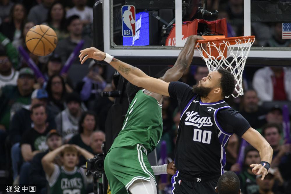 联赛初期 联赛初期